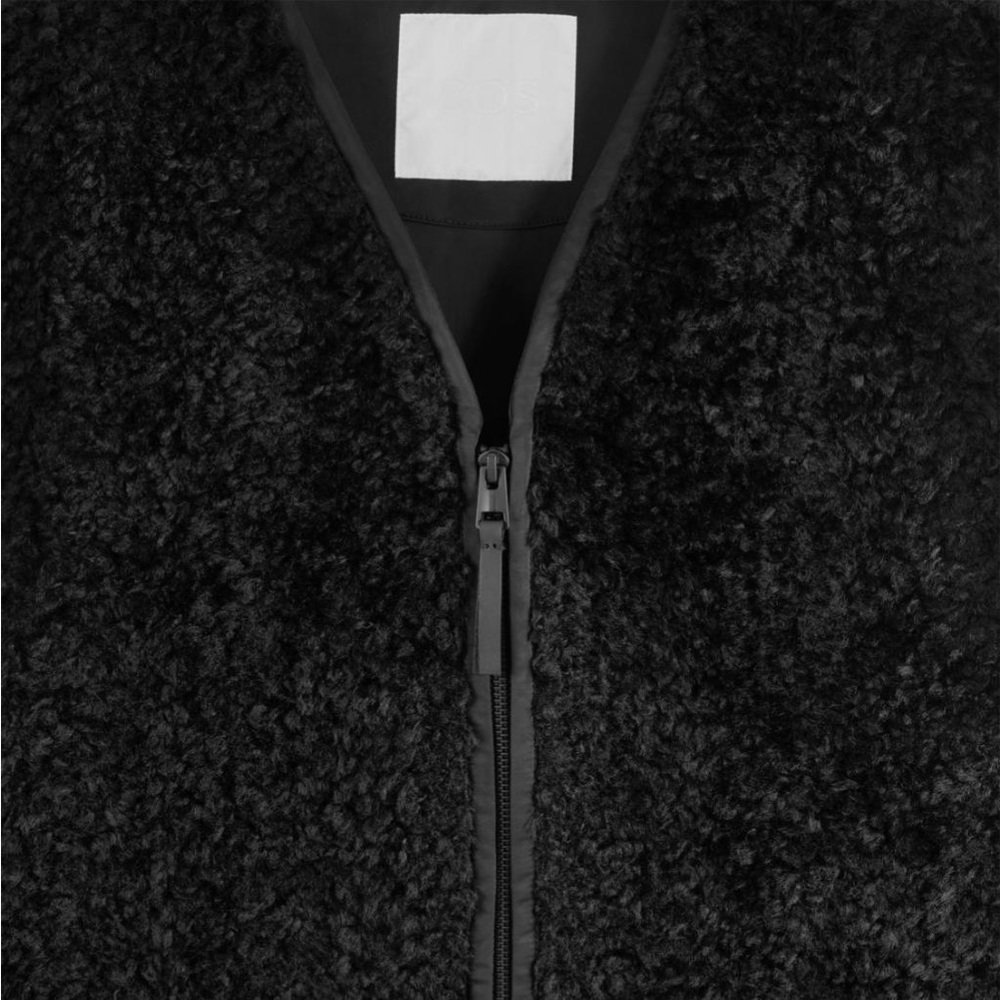 COS THE FAUX SHEARLING LINER VEST Black - Picture 3 of 5
